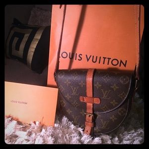 SOLD Louis Vuitton Chantilly PM